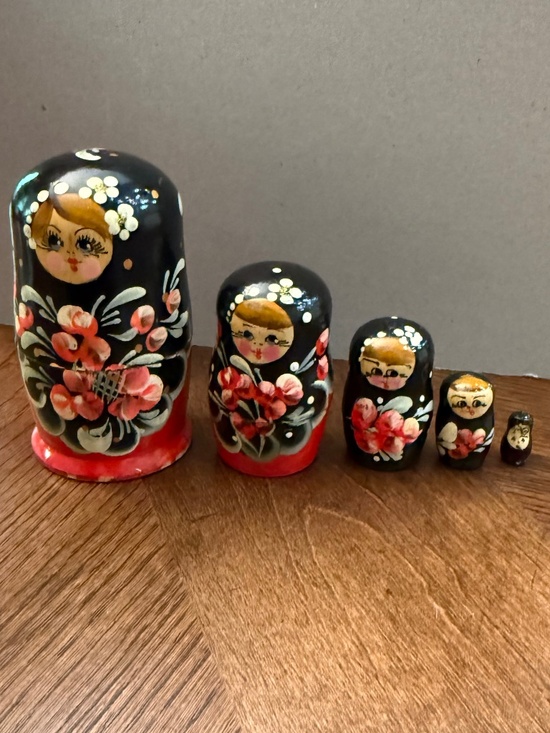 Other - wooden Russian nesting dolls